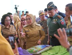 Jelang Lebaran, Pemerintah Gelar Apel Siaga Pangan Serentak, Mamuju Di Banjiri Ibu-Ibu